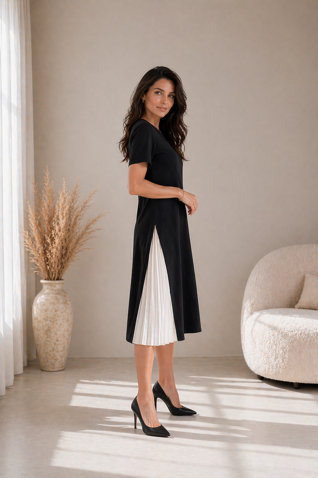 Leila | Vestido Midi com Painel Entrelaçado